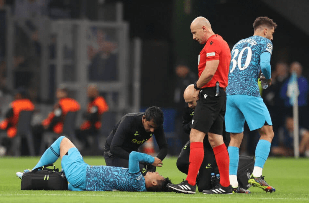 包含波尔图发布备战花絮,冲刺阶段更衣室发声,欧联任务艰巨,医务组通报恢复的词条 包含波尔图发布备战花絮,冲刺阶段更衣室发声,欧联任务艰巨,医务组通报恢复的词条